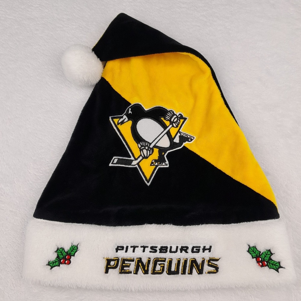 Pittsburgh Penguins NHL Colorblock Santa Hat Forever Collectibles Logo Winter